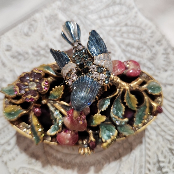 Jay Strongwater Bird on Fruit Oval Box with Tag - Picture 5 of 11